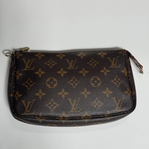 Louis Vuitton Monogram Clutch Pouch - Picture 1 of 9